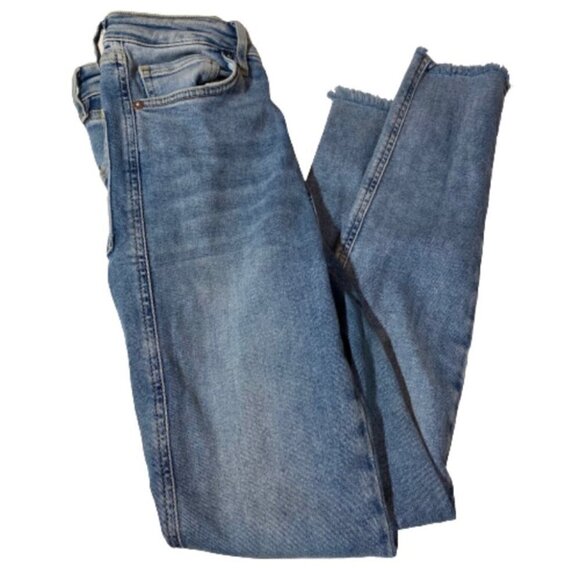 Free People Medium Wash Jeans Fray Hem Size 27 - Picture 1 of 7